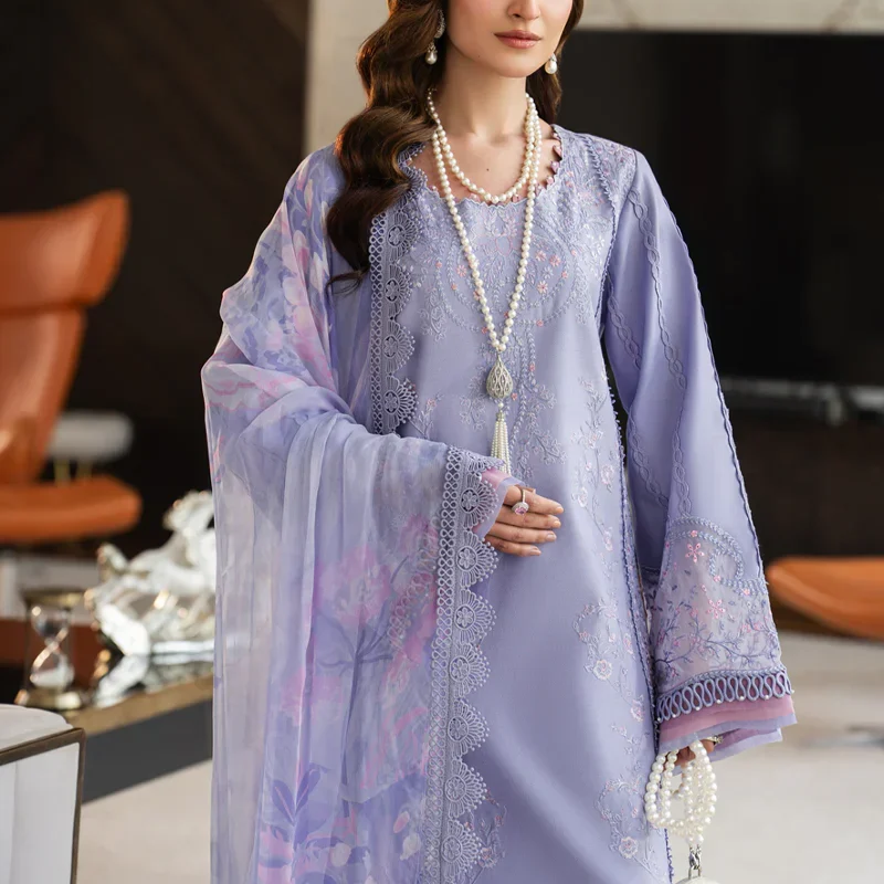 Mila_4_1800x1800_bdc21626-b82b-46b0-946a-5ce3574f6600